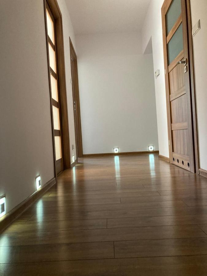 Dom Chotomow Appartement Buitenkant foto